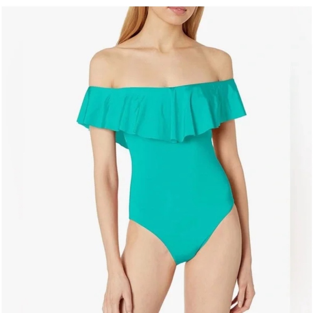 Off-Shoulder green Swimsuit